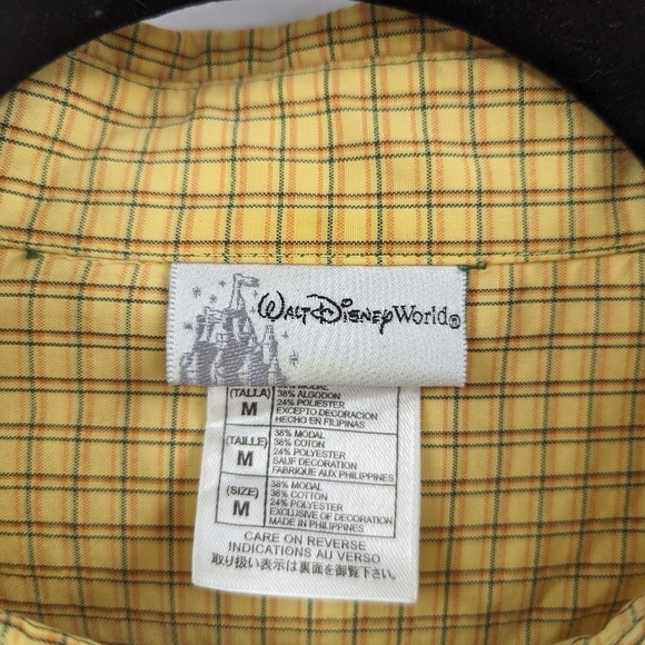 Men's WALT DISNEY WORLD FSU Short Sleeve Button Down Shirt - Picture 2 of 6